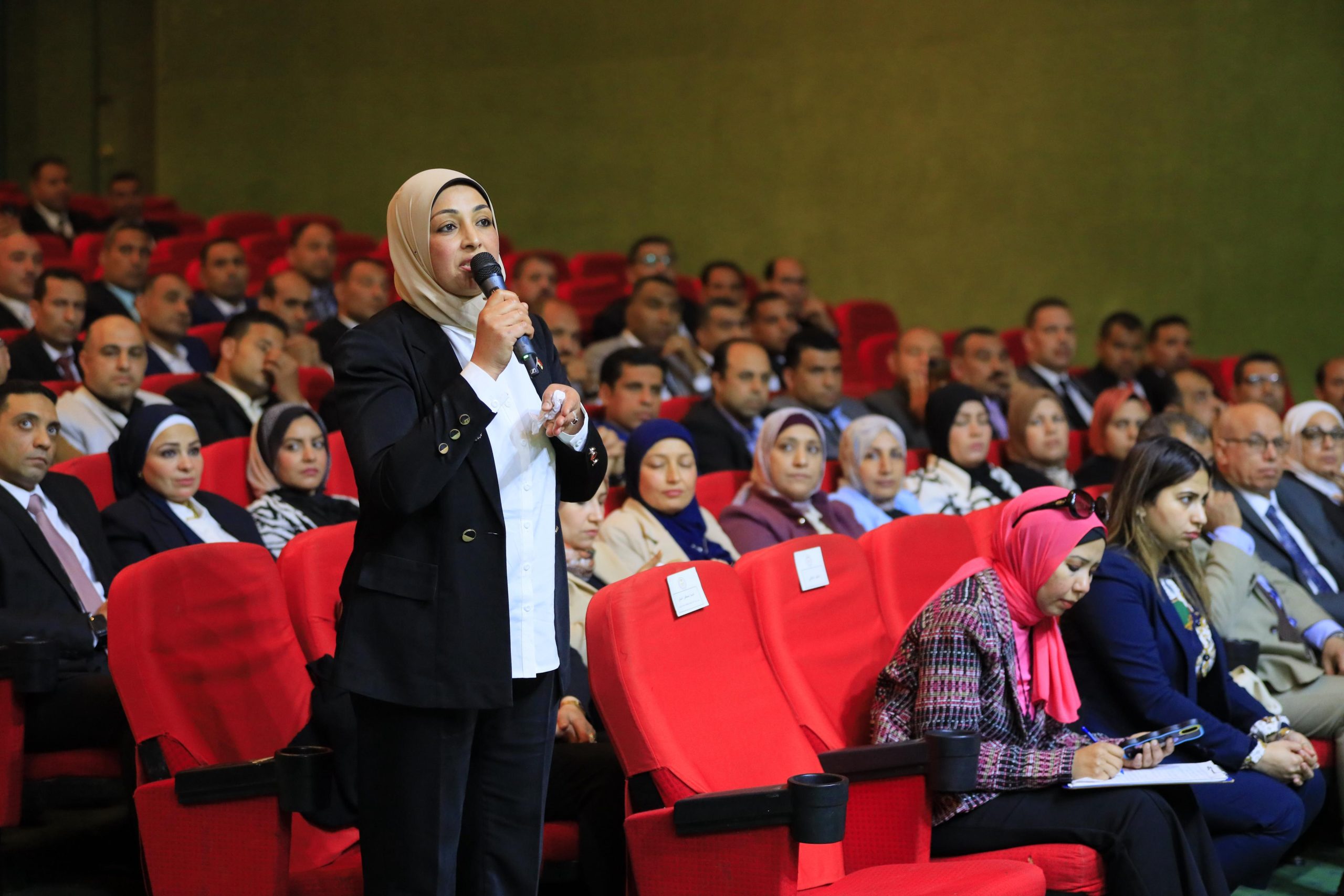 المبادرة الرئاسية "١٠٠٠ مدير مدرسة تدخل المرحلة الثانية ب٣٧٣ معلما 2 المبادرة الرئاسية "١٠٠٠ مدير مدرسة تدخل المرحلة الثانية ب٣٧٣ معلما