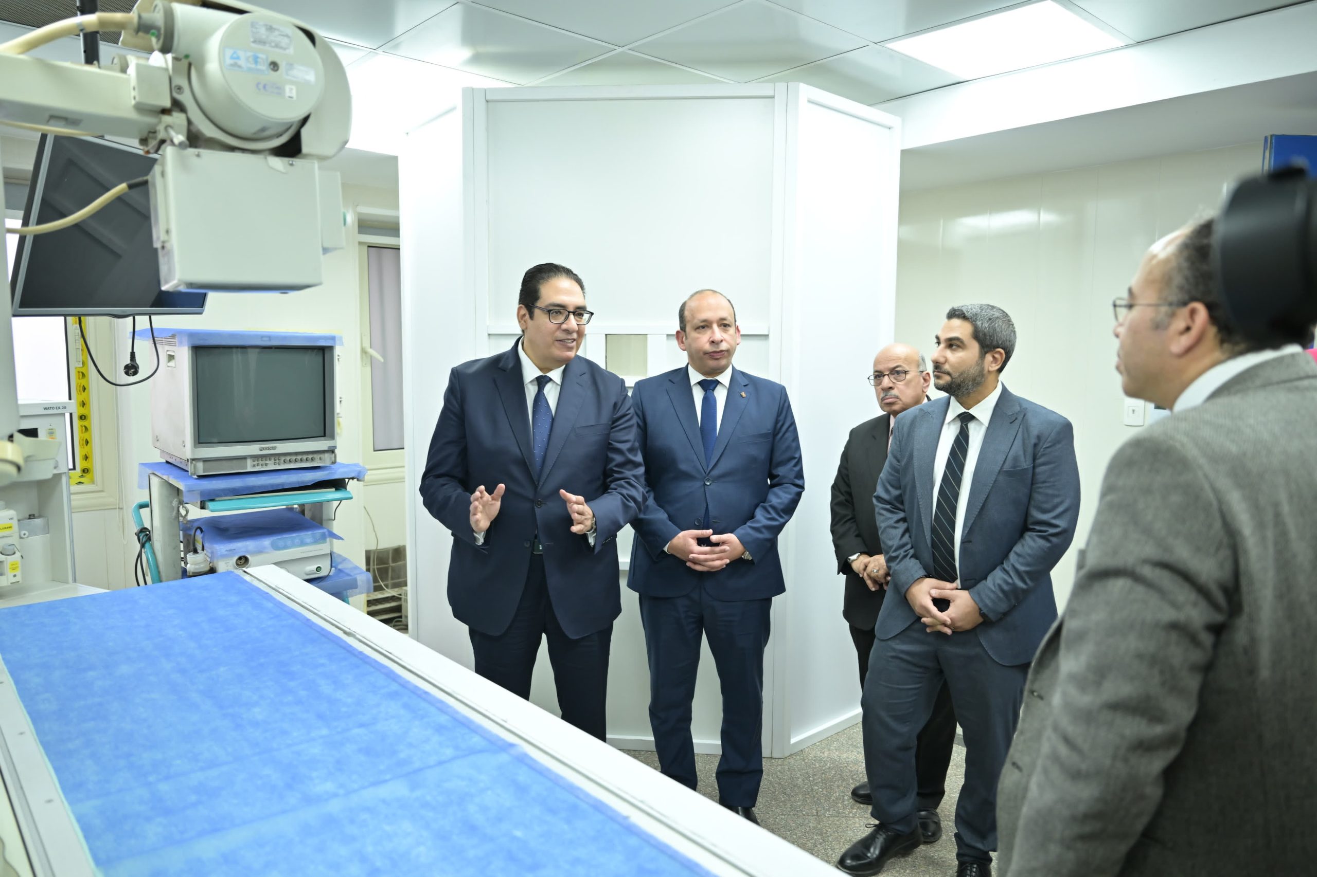 صورة جماعية عقب افتتاح مراحل التطوير 