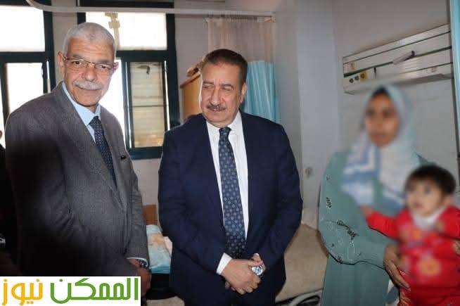 رئيس الجامعة والمحافظ يقومان بزيارة مصابى غزة بمستشفى الجامعة و الأورام بالمنوفية 3 almomken.com SFlouTln