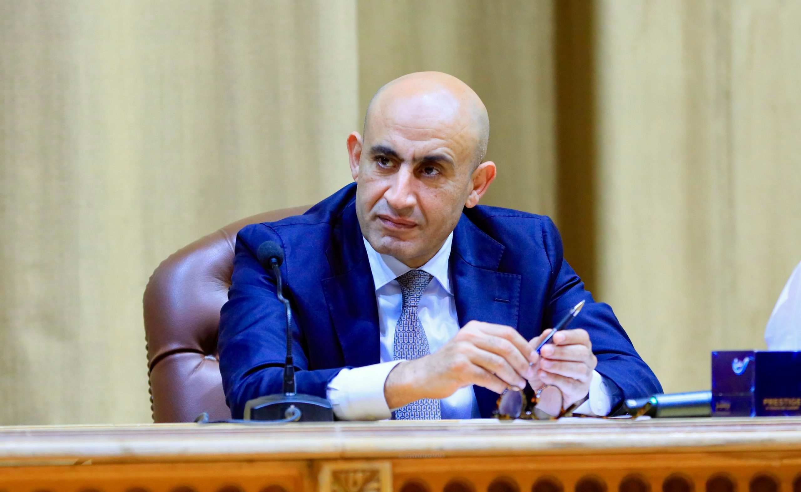المبادرة الرئاسية "١٠٠٠ مدير مدرسة تدخل المرحلة الثانية ب٣٧٣ معلما 3 وزير التربية والتعليم