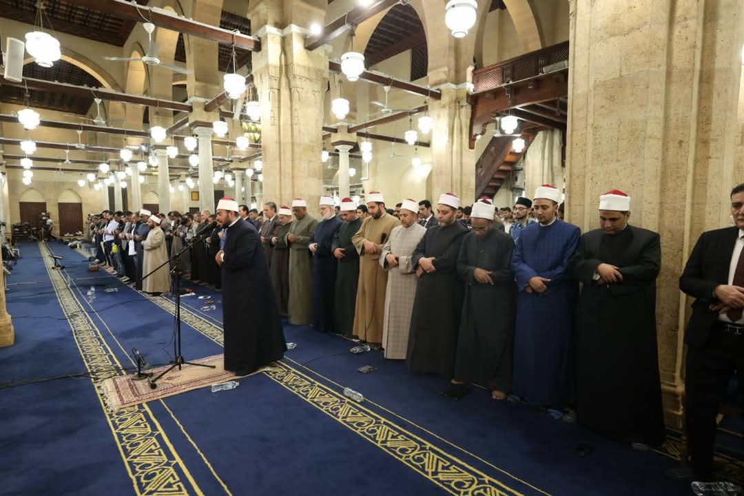 صور من صلاتي العشاء والتراويح بالجامع الأزهر الشريف 5 صور من صلاتي العشاء والتراويح بالجامع الأزهر الشريف،