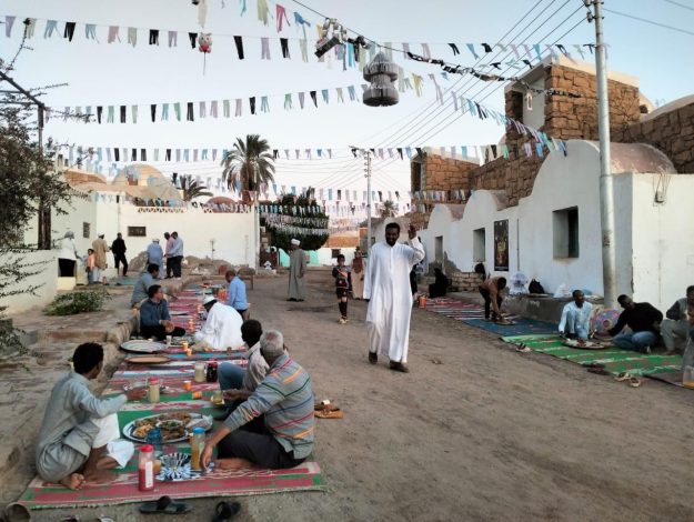 إطلاق الكيان الشبابي " سند شباب الصعيد لمبادرة " لمتنا" بمحافظة أسوان 1 almomken.com r7GTVa0D