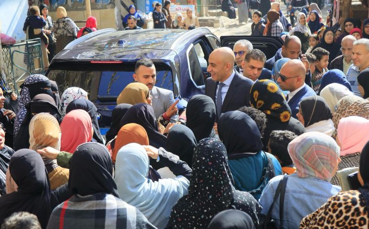 التقييمات بالمدارس حوار الوزير مع أولياء الأمور فى جولة المرج وعين شمس 1 almomken.com u8lK6W4U