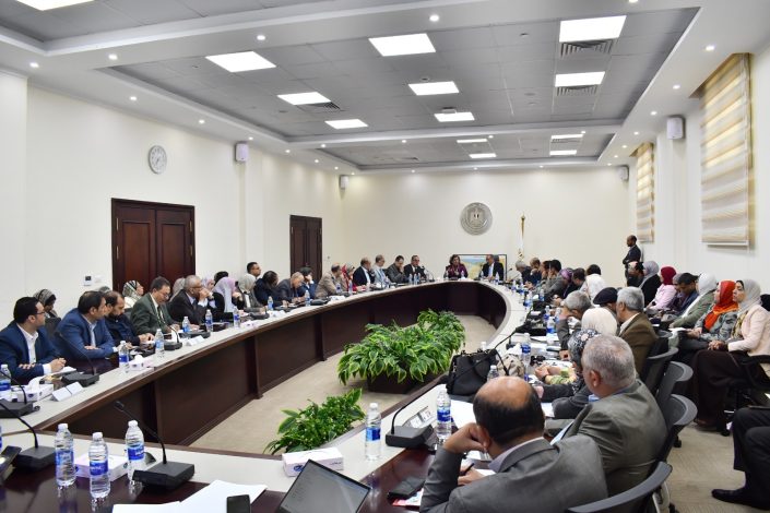 ورشةعمل عن لتعزيز تواجد "المعاهد العليا المتميزة" في التصنيفات الدولية 2 almomken.com 8IgSy6C1