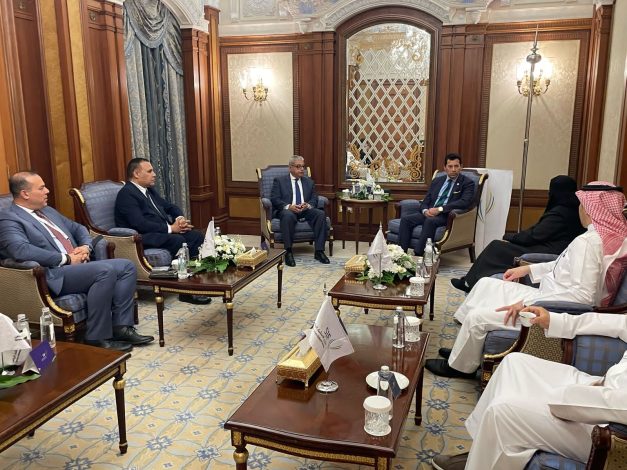وزير الرياضة يلتقي مسؤولي شركة لجام العالمية لبحث فرص التعاون في مصر 1 almomken.com fJ1zvcNw