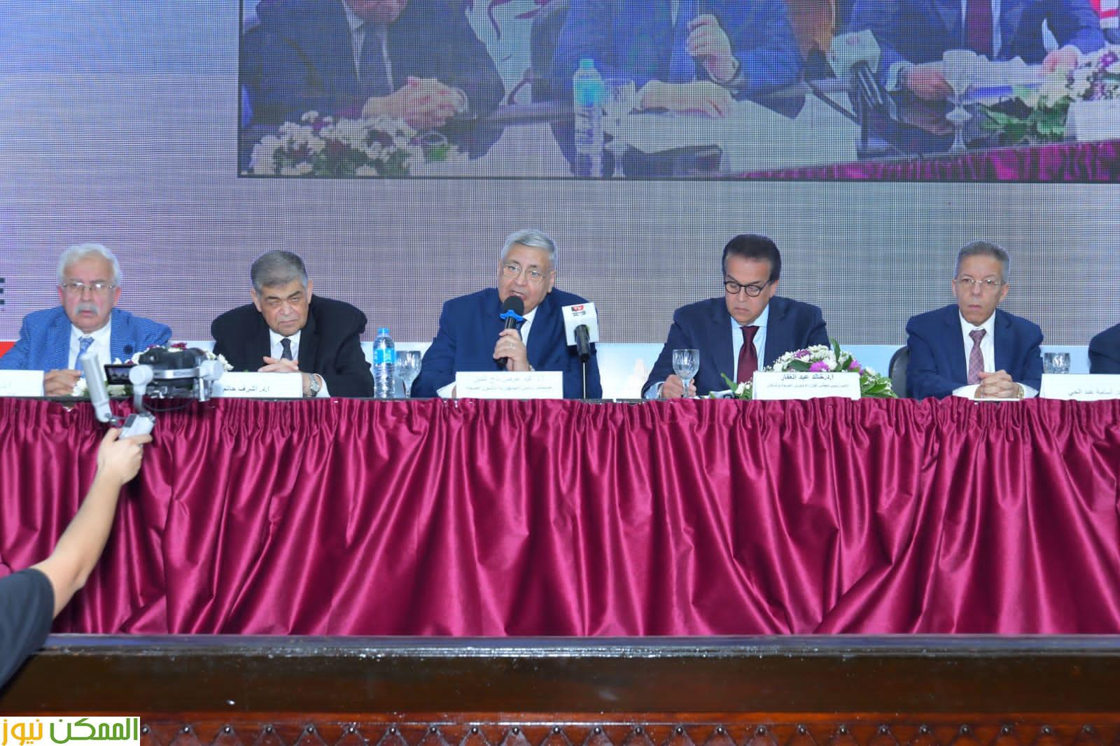 الأطباء تحتفل بيوم الطبيب السابع والأربعين.. وتكرم رواد المهنة 4 الأطباء تحتفل بيوم الطبيب السابع والأربعين.. وتكرم رواد المهنة