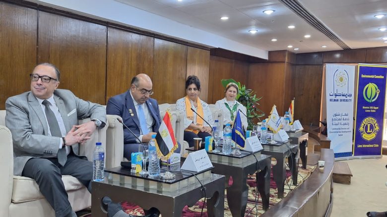 مجمع فنون حلوان يحتضن ندوات اليوم البيئي 1 almomken.com 102e3880