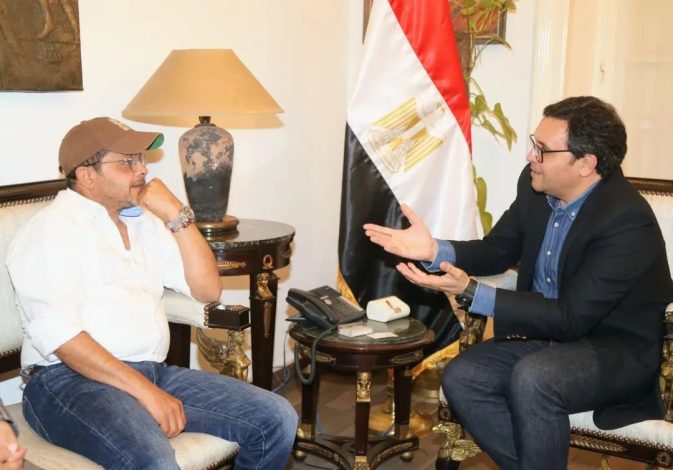 هنيدى يعود لمسرح قصور الثقافة وعروض بالمحافظات 1 almomken.com 8d4729c1