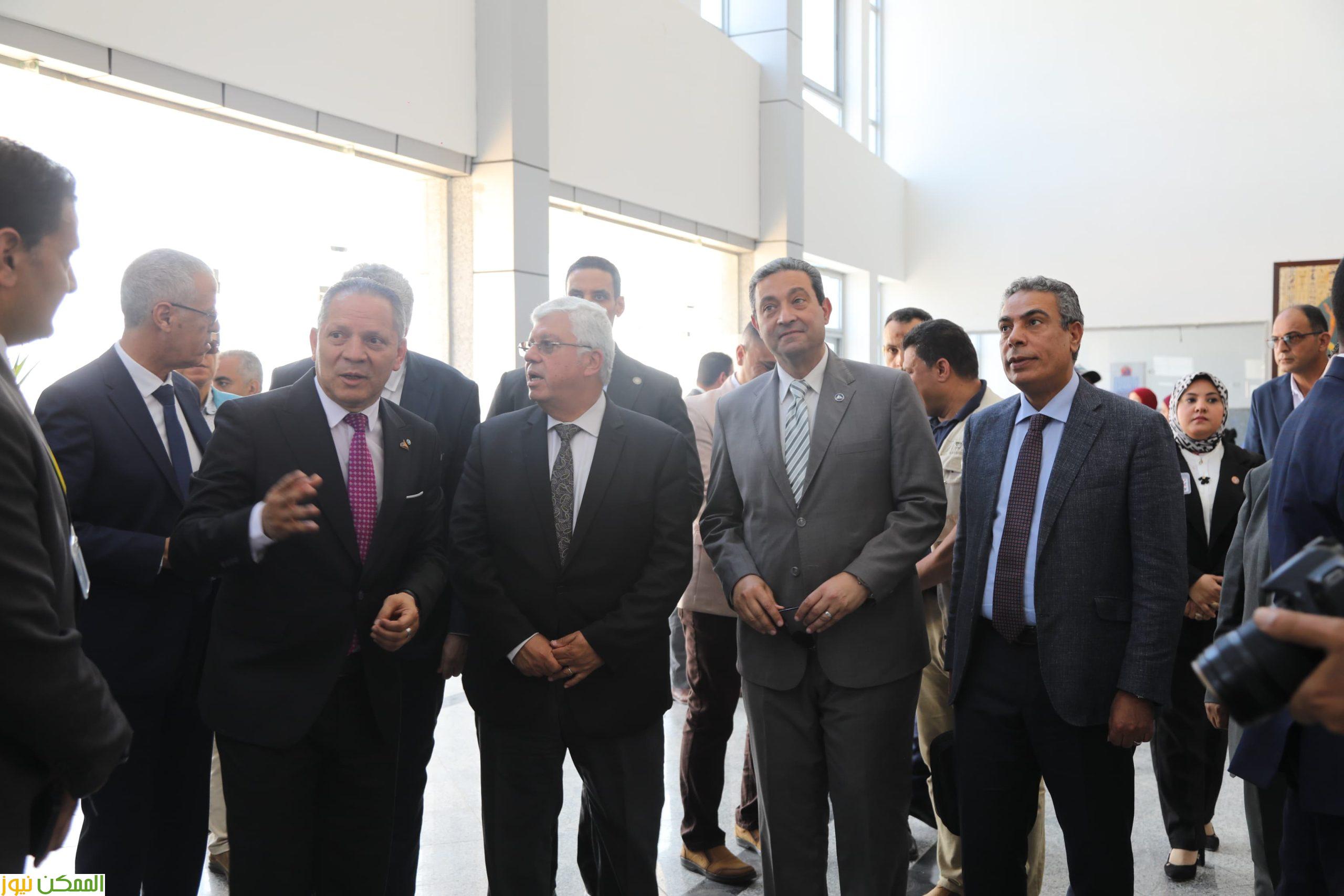 وزير التعليم العالي ومحافظ دمياط ورئيس جامعة دمياط يفتتحون مقر جامعة دمياط الاهليه