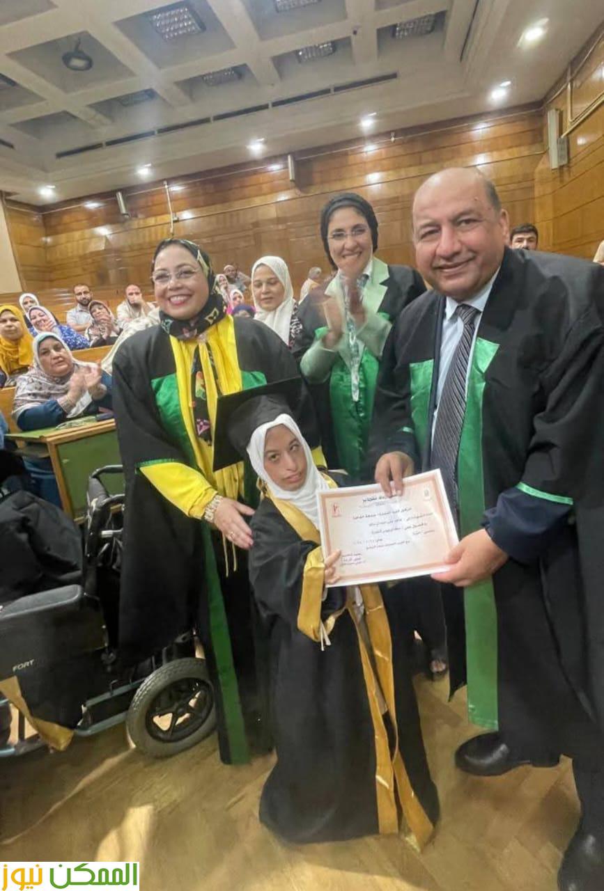 حفل تخرج من نوع خاص بجامعة القاهرة 2 حفل تخرج من نوع خاص بجامعة القاهرة