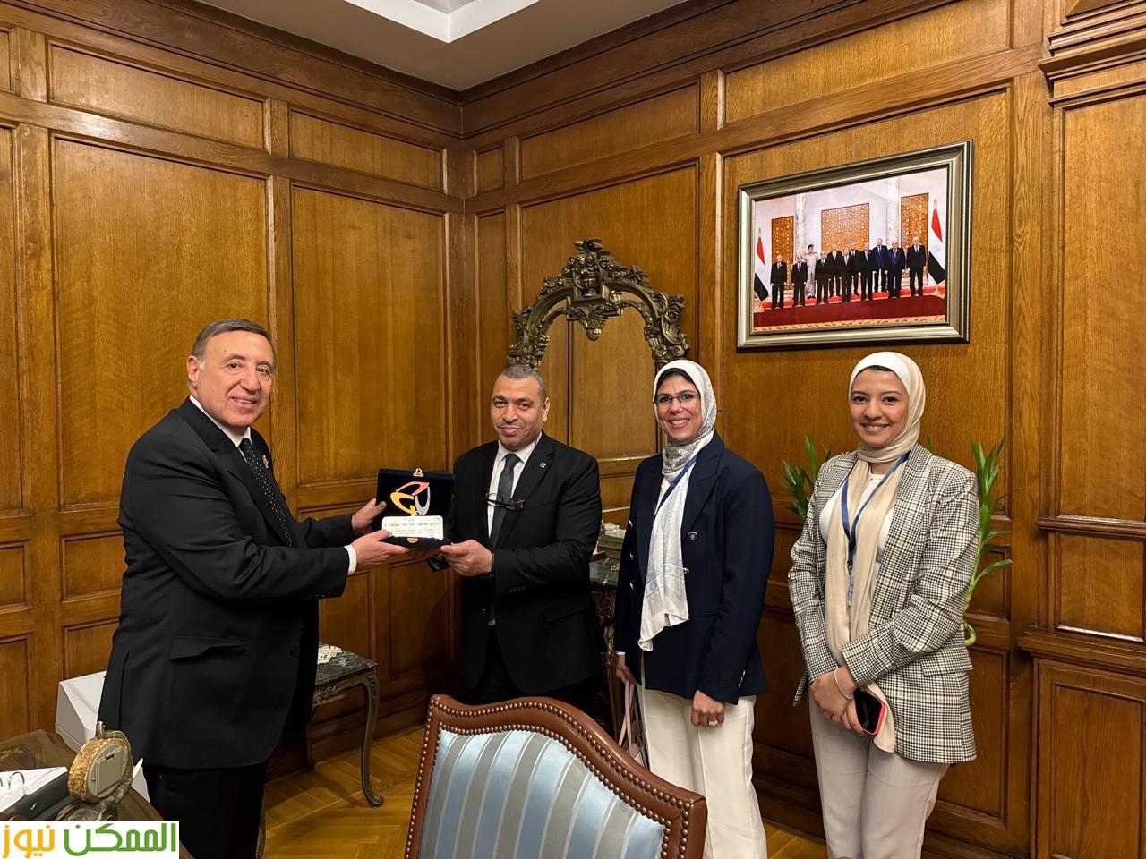 المحكمة الدستورية العليا تستقبل طلاب حقوق الالمانية فى زيارة تدريبية 3 المحكمة الدستورية العليا تستقبل طلاب حقوق الالمانية فى زيارة تدريبية