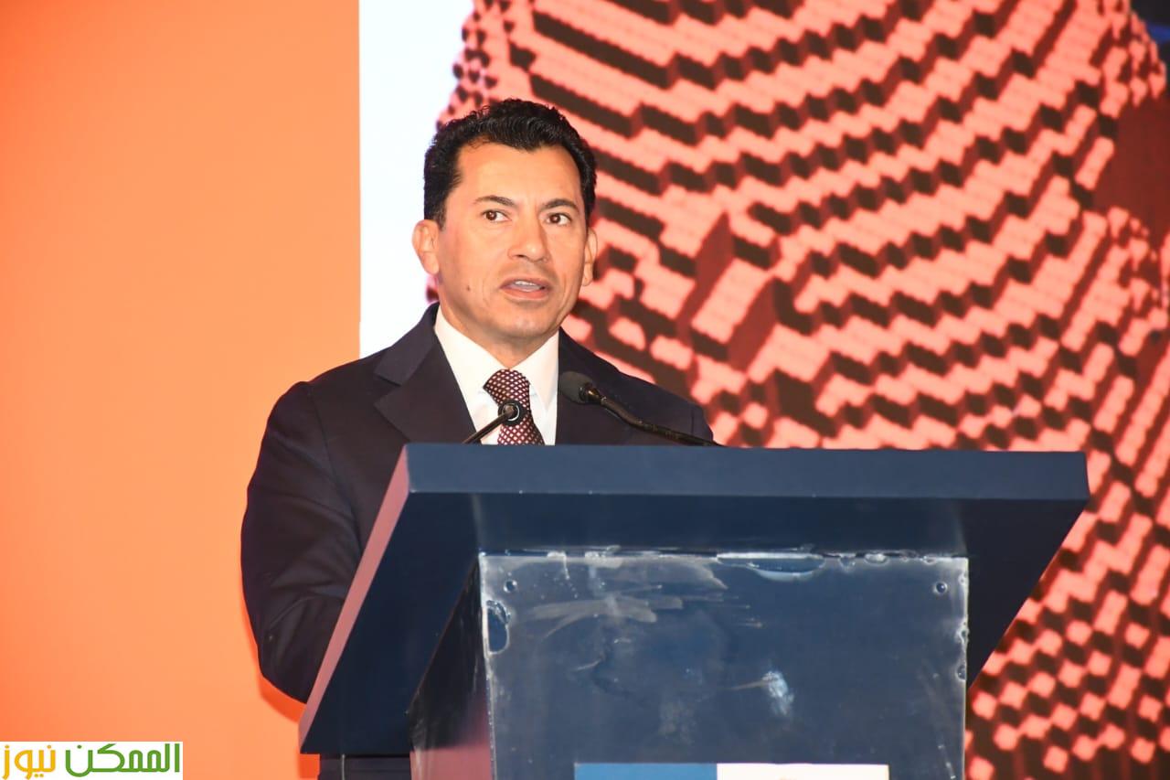 افتتاح النسخة الرابعة من "ملتقى شباب المعرفة" بجامعة القاهرة بحضور وزير الشباب 3 د اشرف صبحى