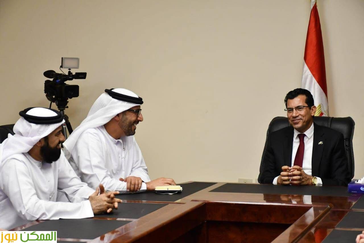 فرص توظيف داخل مراكز التخاطب ضمن برنامج "جسور أمل القابضة"