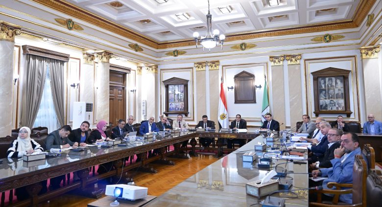 خطة عاجلةلانجاز المشروعات الانشائية العالقة بجامعة القاهرة 1 almomken.com ba8d3c45