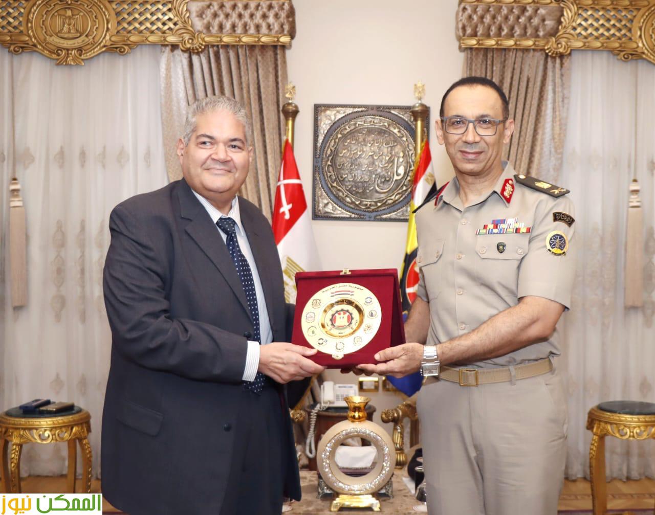 الفنيه العسكريه تكرم العالم الكبير الدكتور. صلاح عبيه والحائز على جائزه النيل فى العلوم 