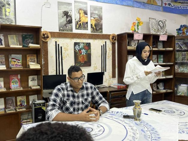 جلسة برلمانية لأعضاء برلمان الشباب والطلائع بمركز شباب الزهور 1 almomken.com 2decd972