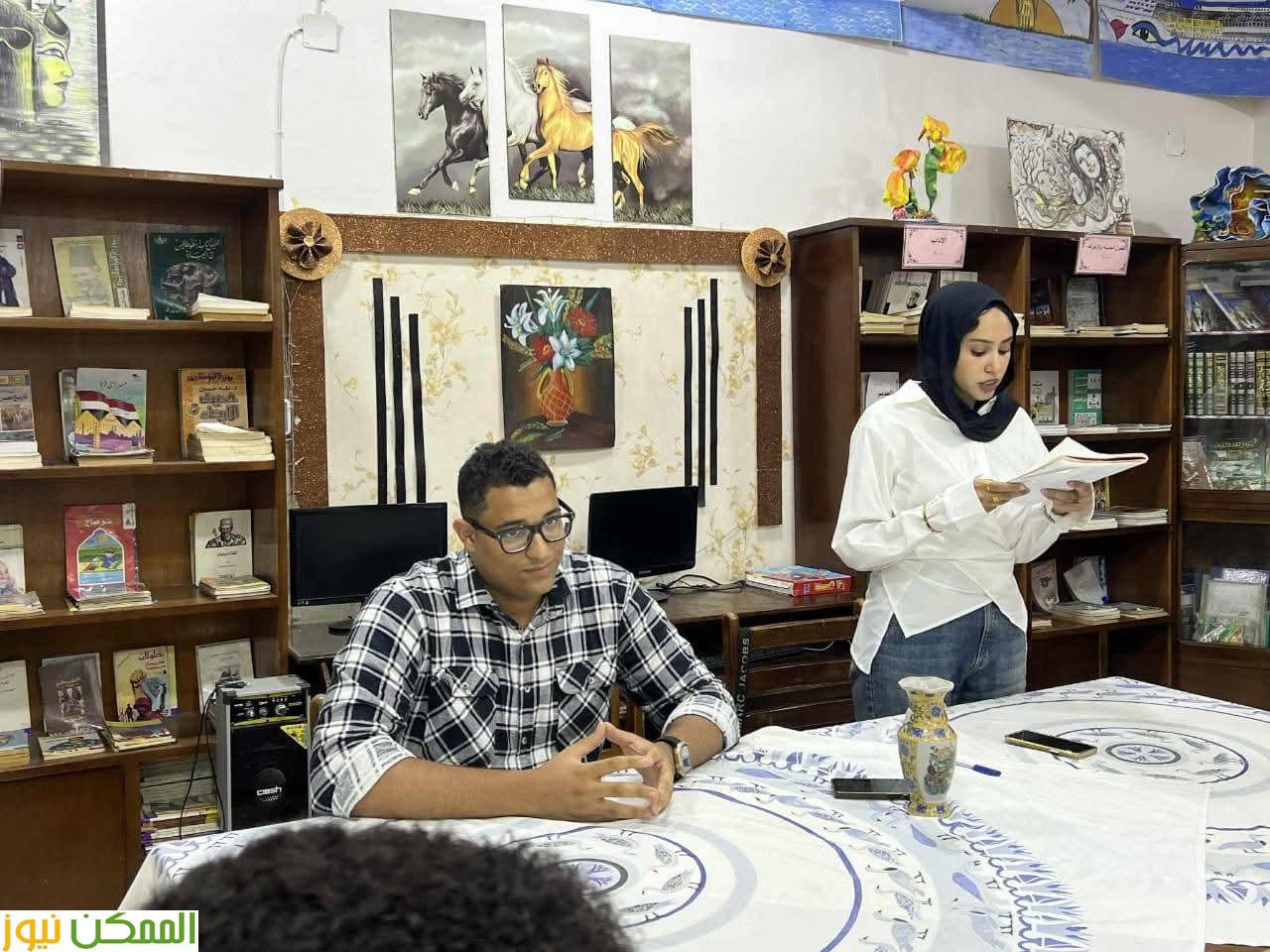 جلسة برلمانية لأعضاء برلمان الشباب والطلائع بمركز شباب الزهور