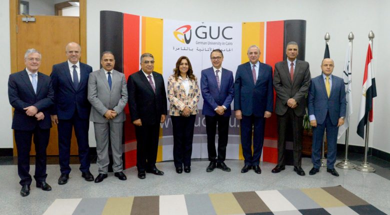 وزيرة التنمية و7 محافظين يحتفلون بتكريم 69 من أوائل المحافظات بالجامعتين الألمانيتين 1 almomken.com 30ac2b08