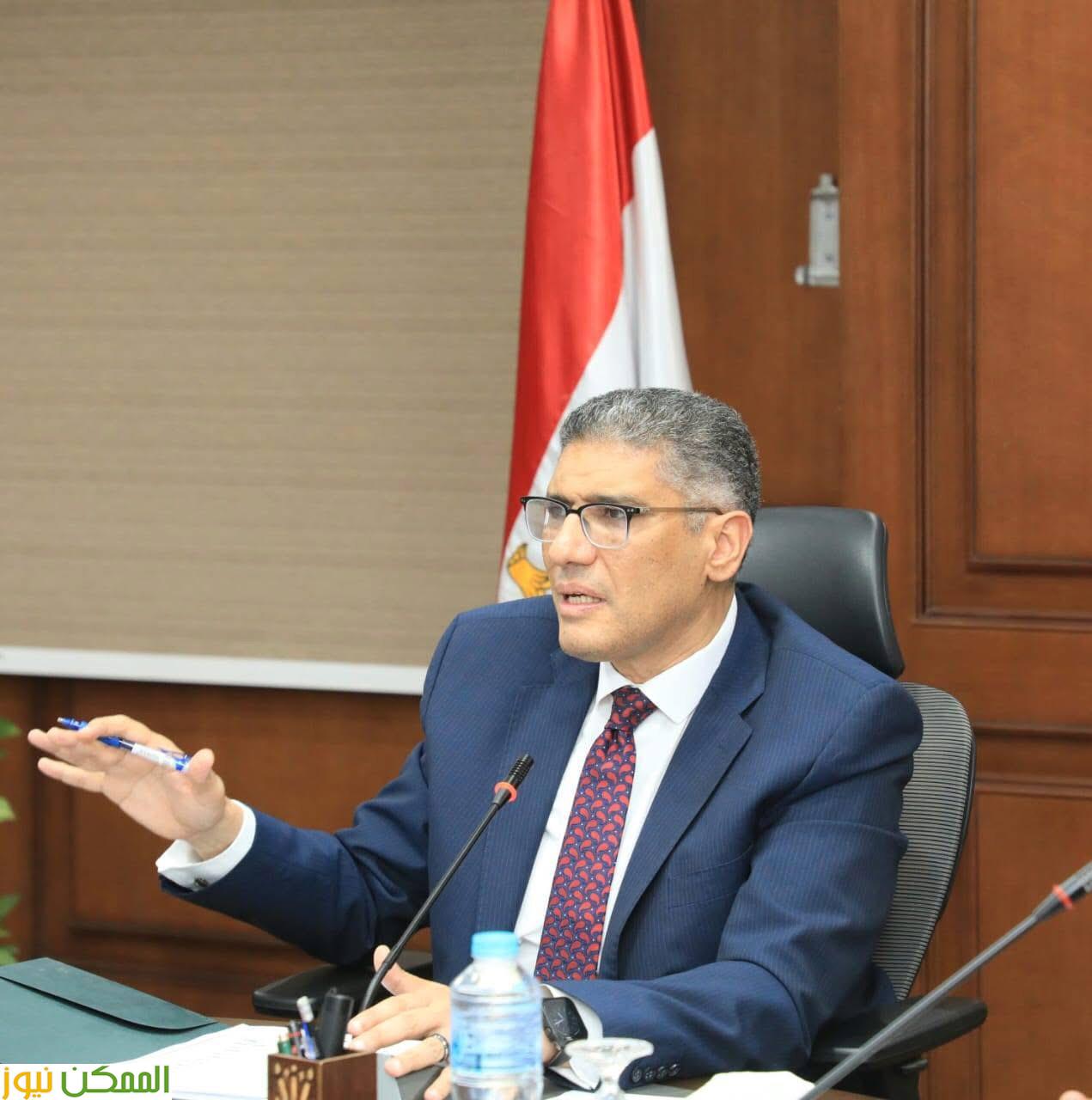 الجيزة تواجه التعديات على أراضى الدولة بالازالة الفورية 