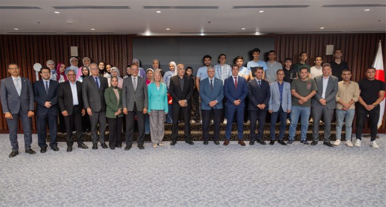 أوائل الثانوية العامة 2025 في ضيافة الجامعة اليابانية بمدينة برج العرب الجديدة 1 almomken.com 6c97fa47