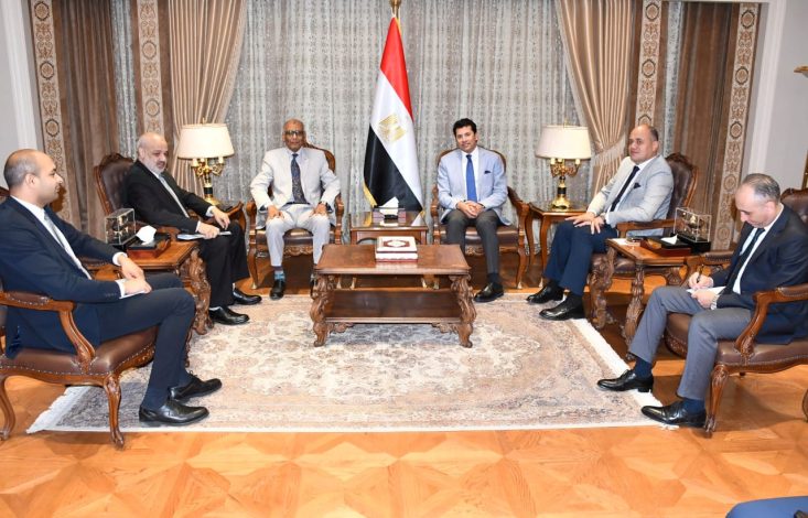 وزير الرياضة يلتقي رئيس الاتحاد المصري للهوكي لبحث مستجدات تنظيم مصر للبطولة الأفريقية 1 almomken.com c05abc8c