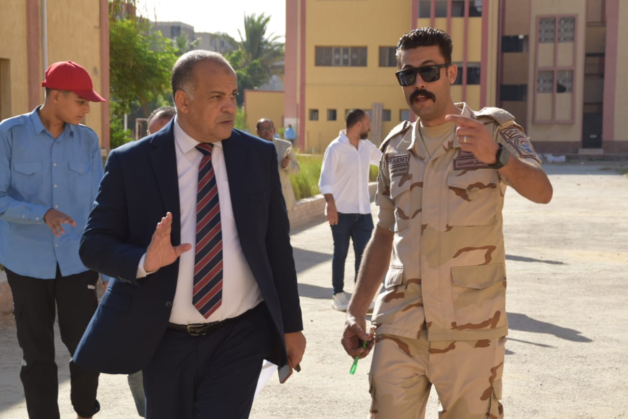 الغرباوي يشيد بطابور الصباح مدرسة الشهيد أحمد فوزي