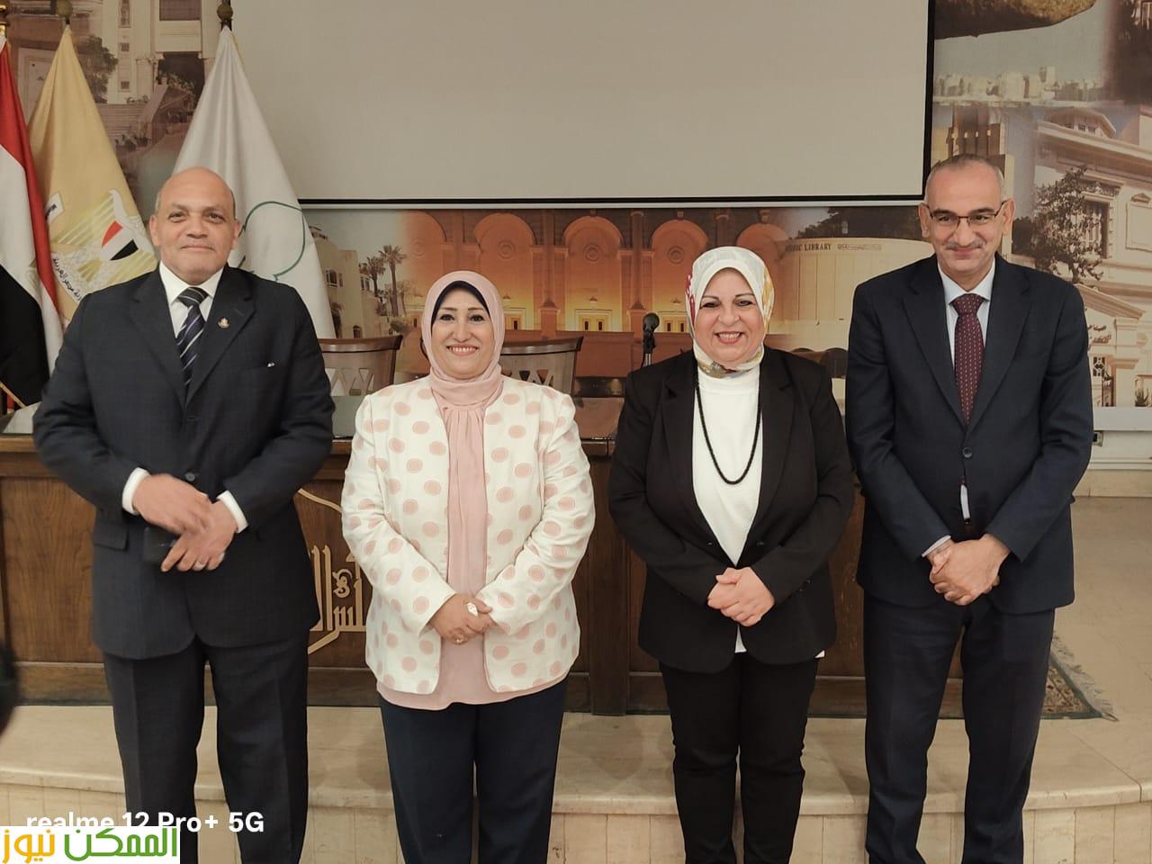 الشباب والرياضة تشارك في افتتاح مهرجان ايزيس الدولي لمسرح المرأه في دورته الثالثة 3 الشباب والرياضة تشارك في افتتاح مهرجان ايزيس