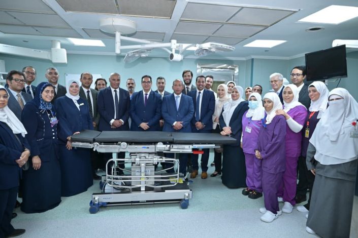 رئيس جامعة القاهرة يتفقد تطوير وتحديث غرف العمليات ومحطة الغازات بمستشفى الطوارئ بقصر العيني. 1 almomken.com 24952f61
