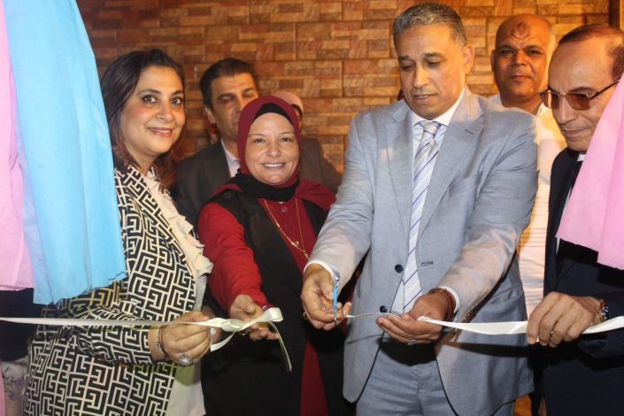 إبداعات طلاب الجيزة تتألق في معرض الصحافة والتصوير بمدرسة السعيدية 2 almomken.com 46013153