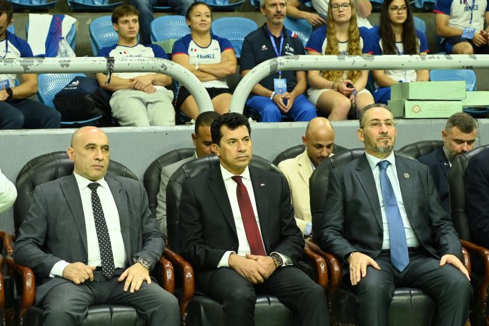 وزير الشباب والرياضة يفتتح بطولة كأس حوض البحر المتوسط لرفع الاثقال 2 almomken.com 471b6f77