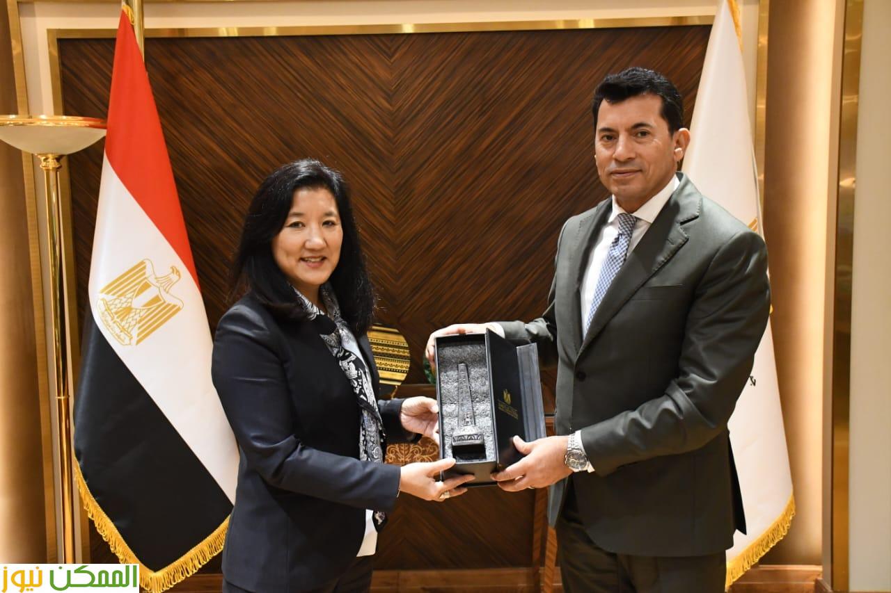 ممثلة الأمم المتحدة الإنمائي الجديدة فى ضيافة وزير الشباب 2 ممثلة الأمم المتحدة الإنمائي الجديدة فى ضيافة وزير الشباب