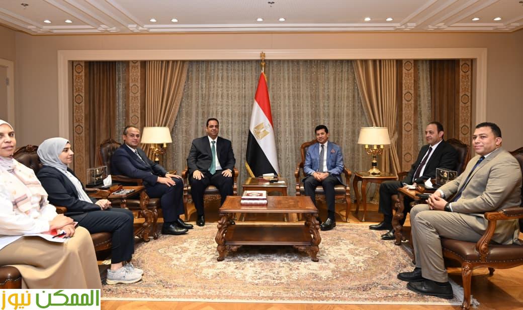 الرياضة تبحث مع شركة غازتك سبل التعاون في مشروعات شبابية ورياضية