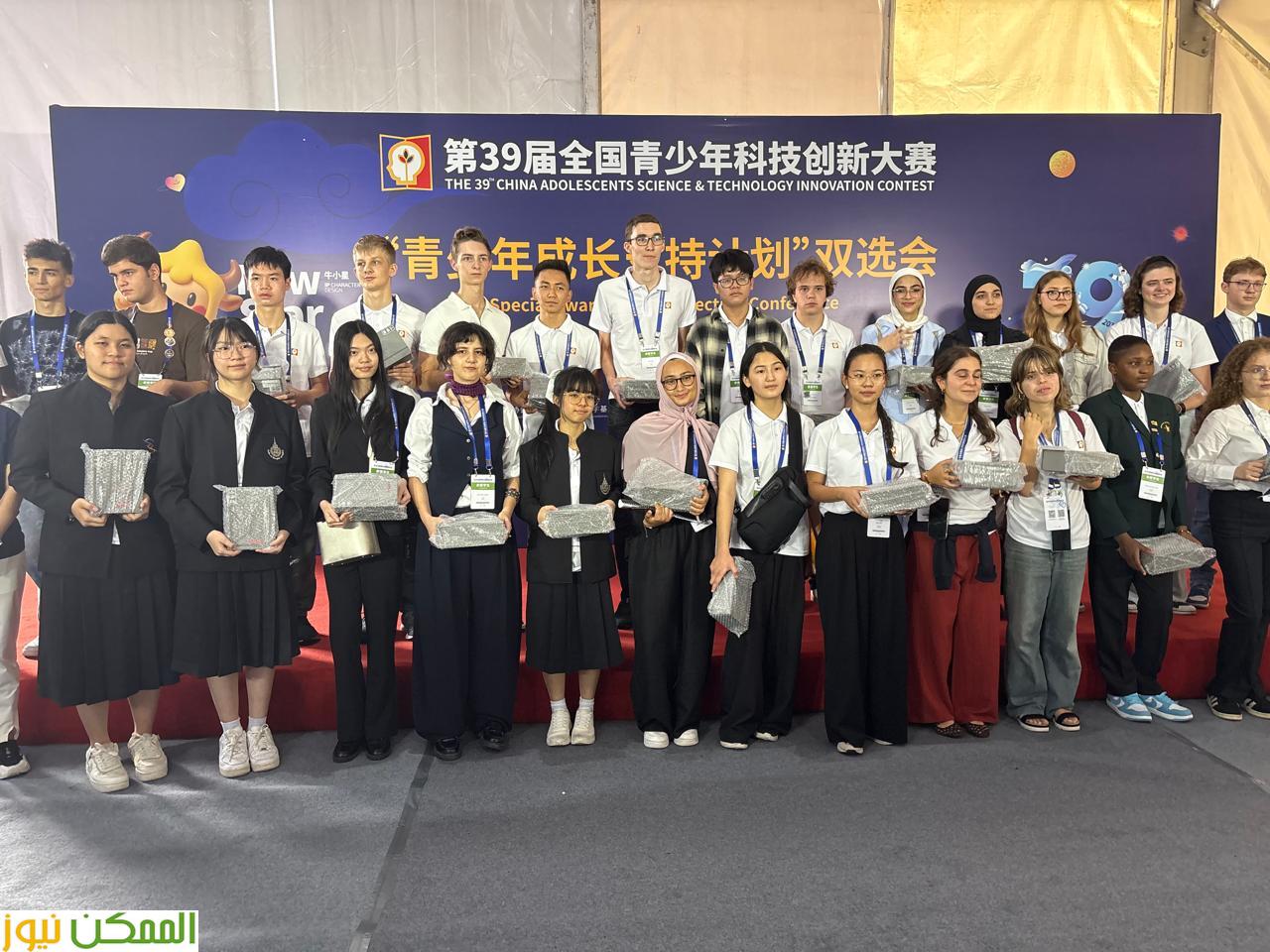 تطوير الطائرة الدارون على يد طلاب اربع  طلاب مصريين 