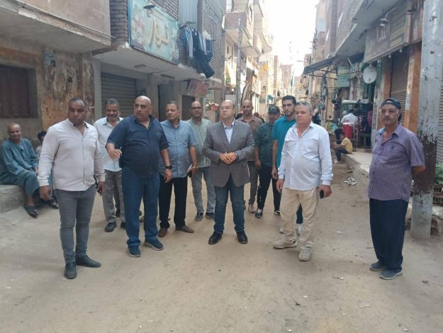 الخطة الأستثمارية لاعمال التطوير بالجيزة مستمرة فى رصف وتجهيز الشوارع 1 almomken.com 7d351d83