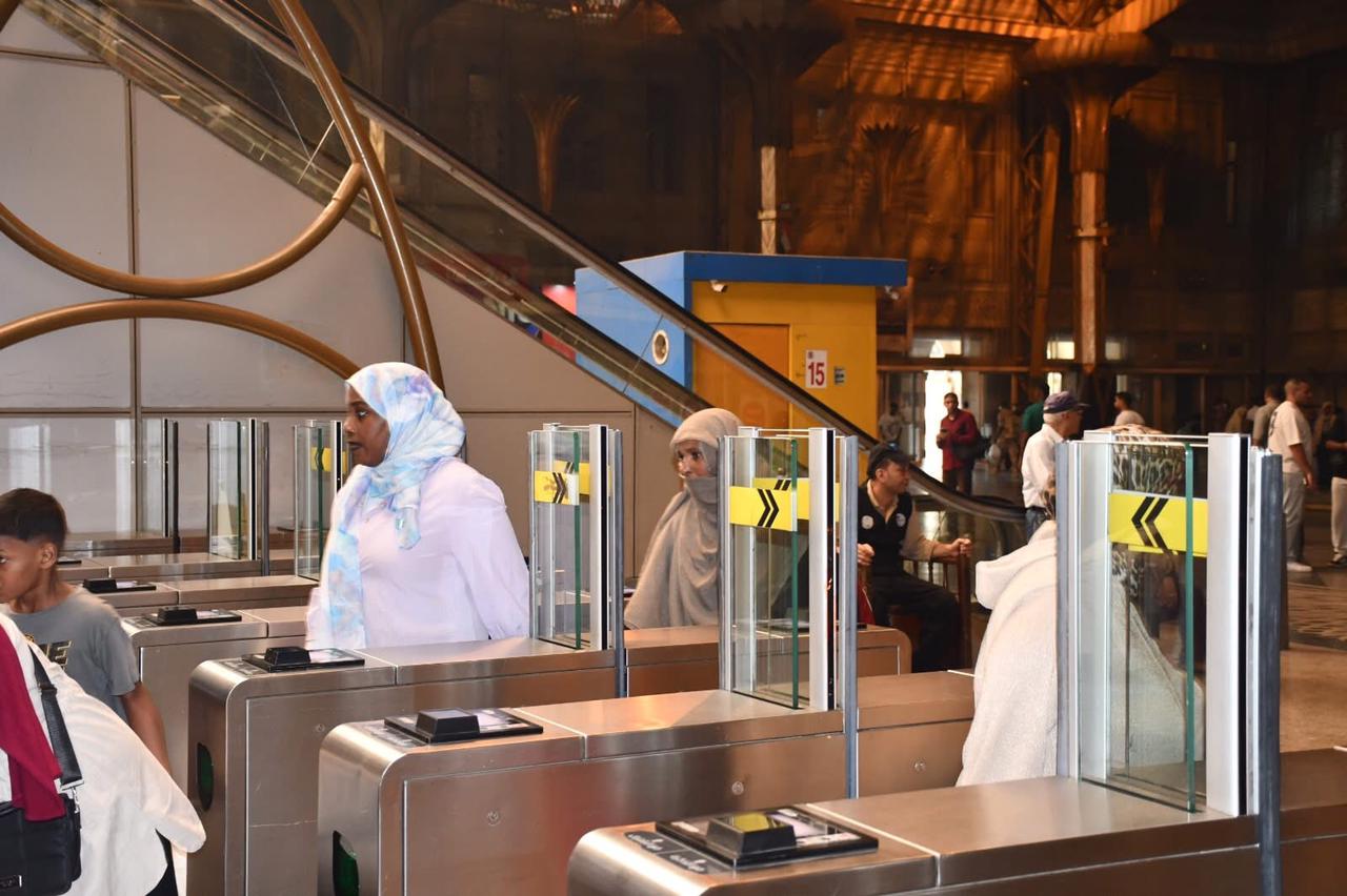 السكة الحديد تُسيّر الرحلة الحادية والعشرين  العودة الأشقاء السودانيين إلى وطنهم 