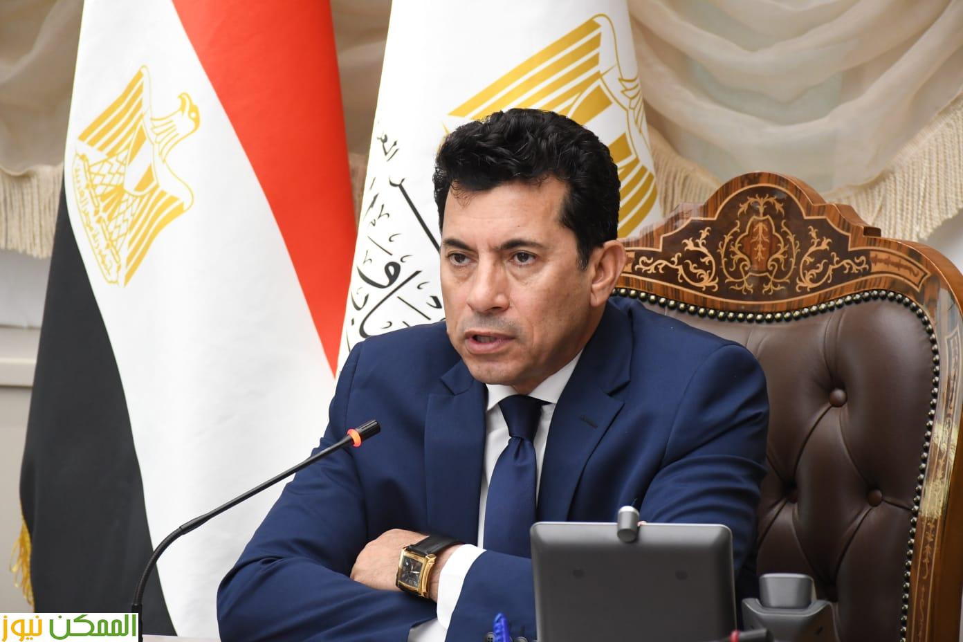 الدكتور أشرف صبحى وزير الشباب والرياضة 