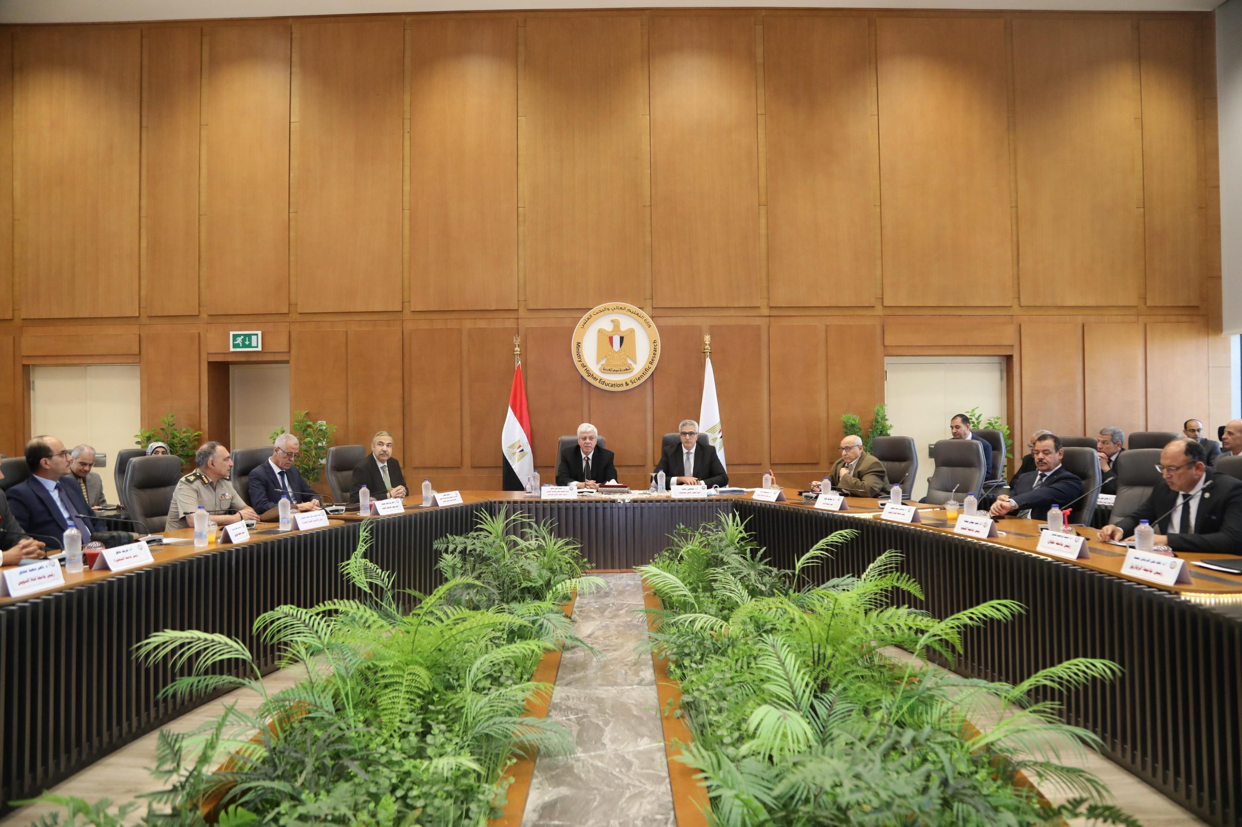 almomken.com ef858518 scaled