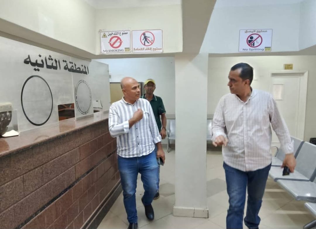 زيارة مفاجئة لرئيس مجلس مدينة منوف  لعيادة التأمين الصحي لمتابعة انتظام سير العمل 
