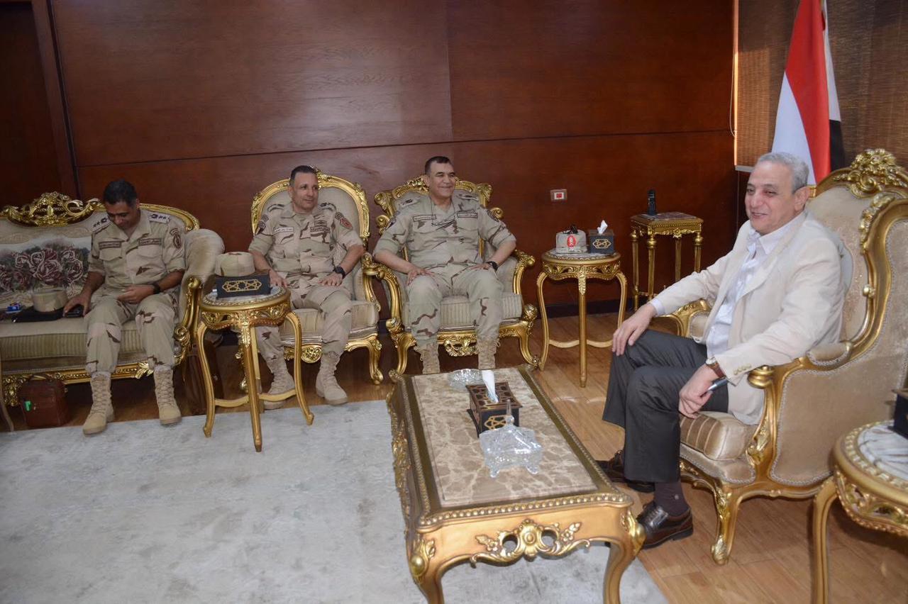 محافظ الغربية يستقبل مساعد رئيس هيئة عمليات القوات المسلحة