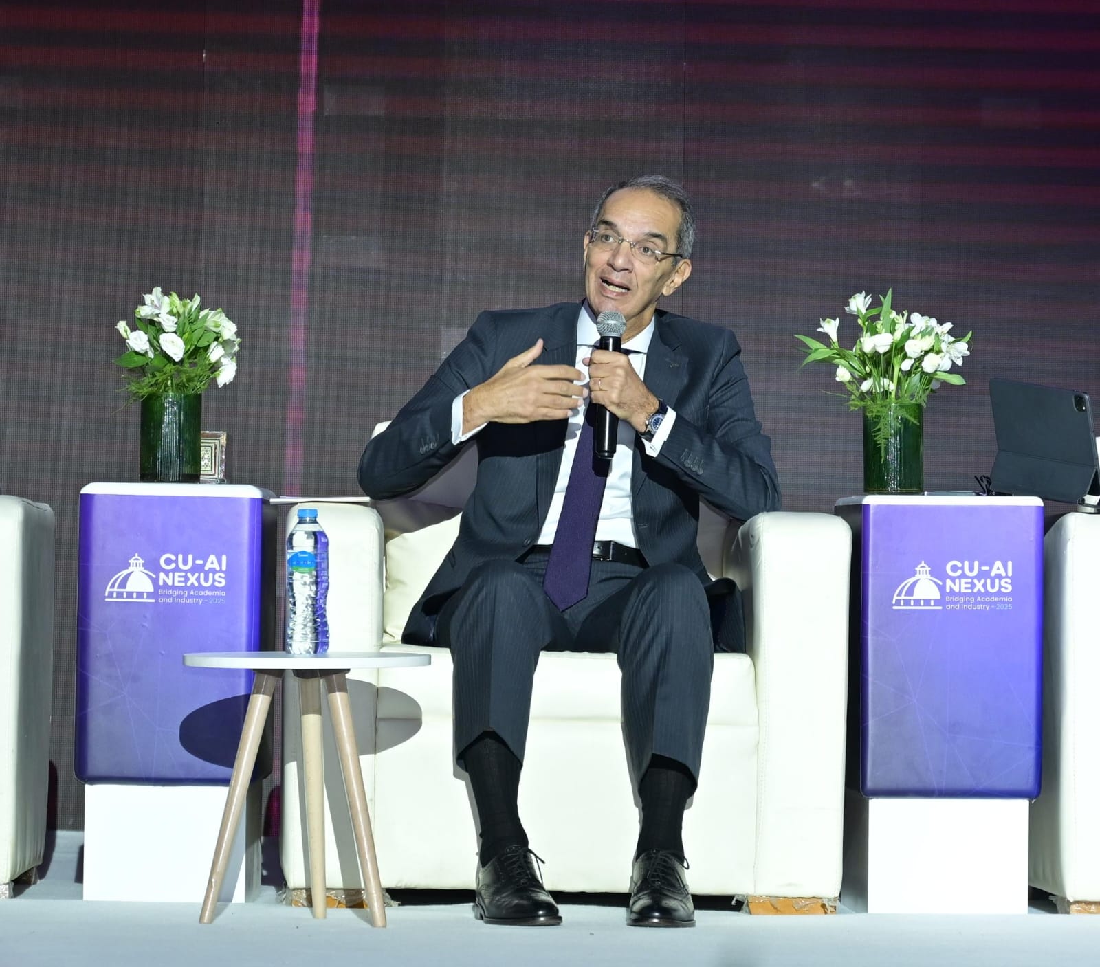 د عمرو طلعت 