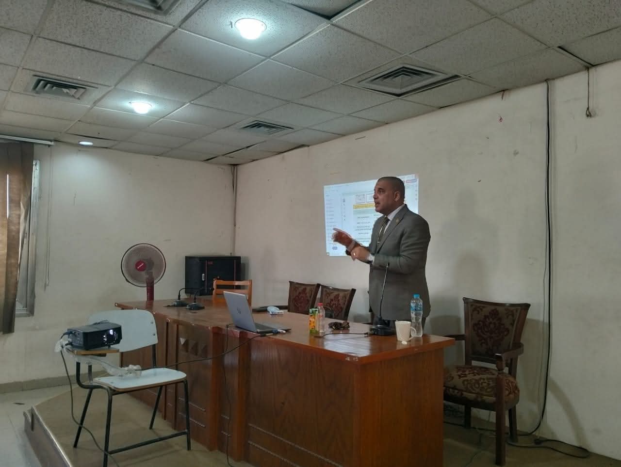 التخطيط الاستراتيجي للموارد البشرية" ندوة بجامعة حلوان لتعزيز كفاءة الأداء المؤسسي