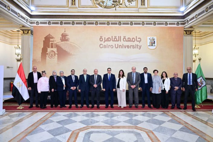 توقيع بروتوكول تعاون مشترك بين مستشفى المنيل الجامعي التخصصي ومستشفى طب الأسنان التعليمى 2 almomken.com 2ce851b6