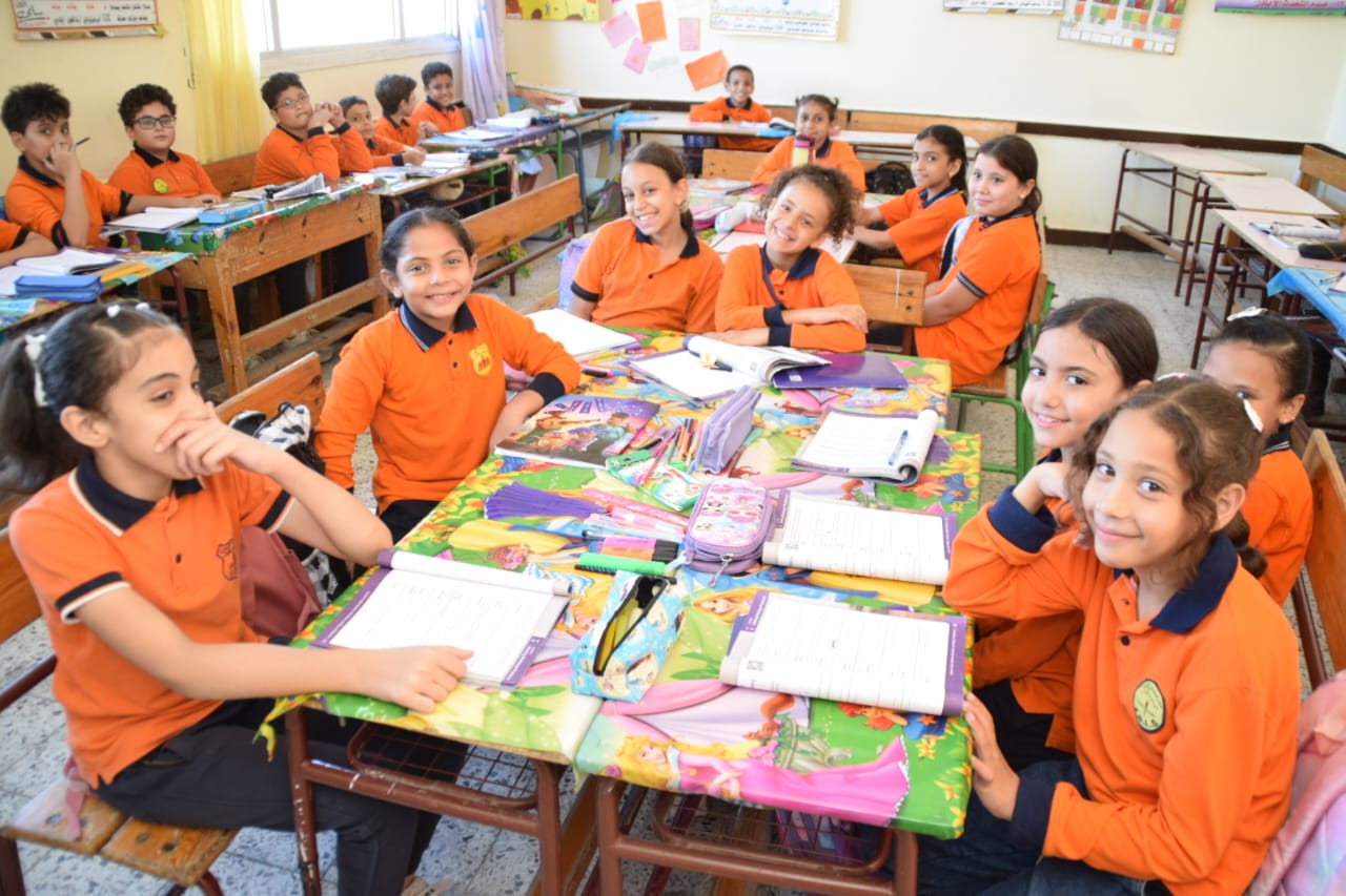 رئيس التعليم بمصروفات ومدير مديرية بورسعيد يتفقدان عدداً من المدارس لمتابعة سير العملية التعليمية