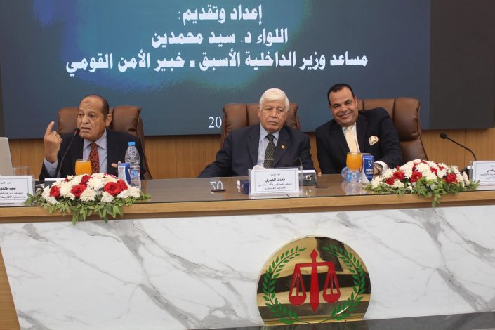 حقوق المنصورة تحتفل بالذكرى الثانية والخمسين لانتصارات أكتوبر المجيدة 6 almomken.com 32f0f44a