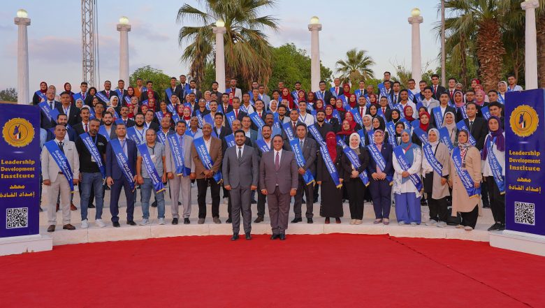 إعداد القادة يستقبل وفود الجامعات في أولى فعاليات ملتقى "قادة الغد" 1 almomken.com 4e4432ee