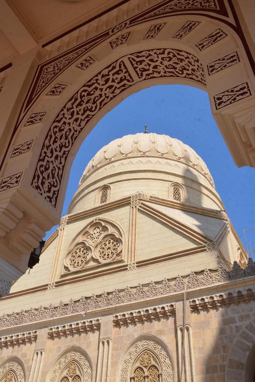 مسجد السيد البدوي.. منارة الإيمان في عروس الدلتا ومقصد الزائرين من أنحاء العالم الإسلامي 4 مسجد السيد البدوي.. منارة الإيمان في عروس الدلتا ومقصد الزائرين من أنحاء العالم الإسلامي