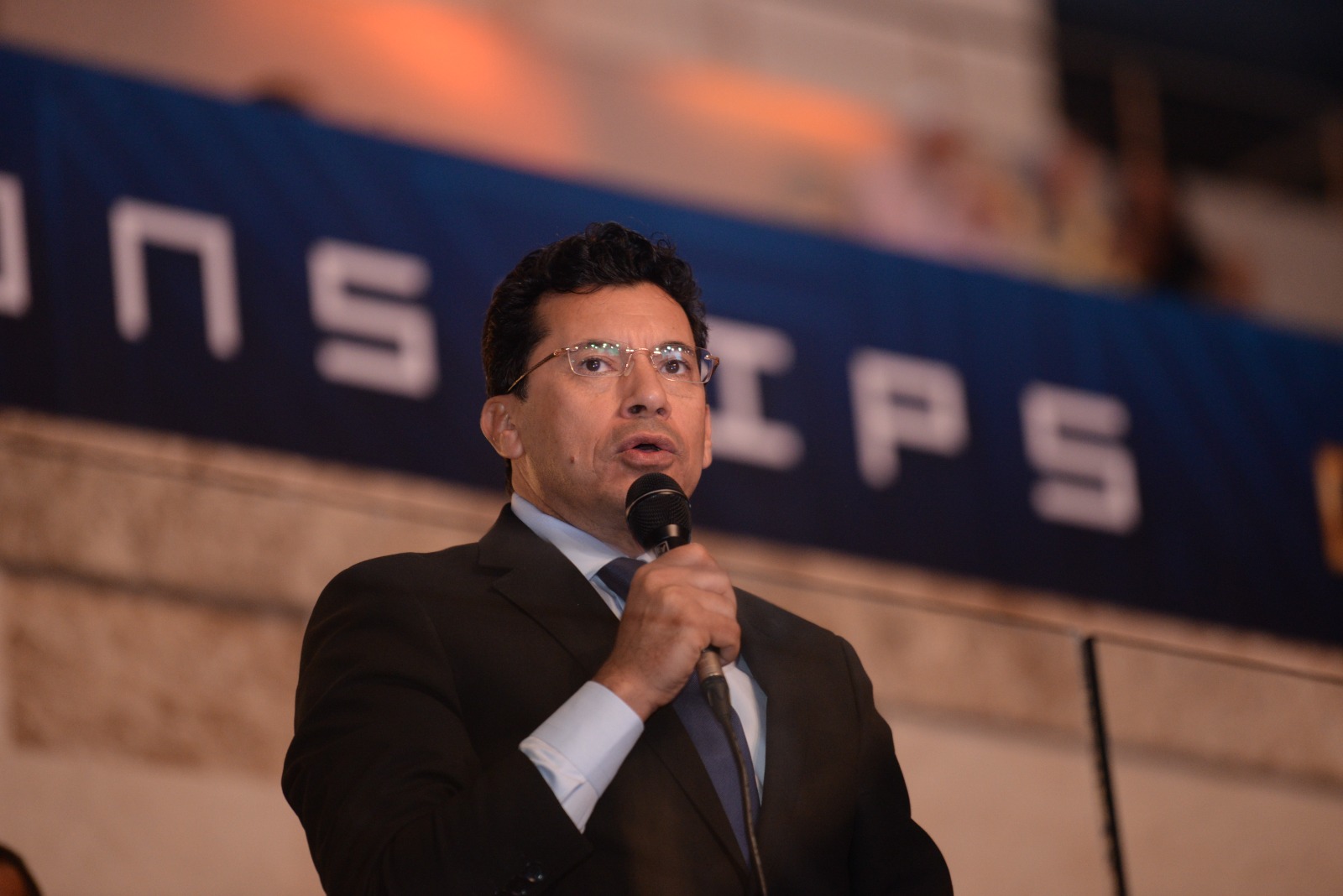 وزير الرياضة يفتتح بطولة العالم لرفع الأثقال البارالمبية