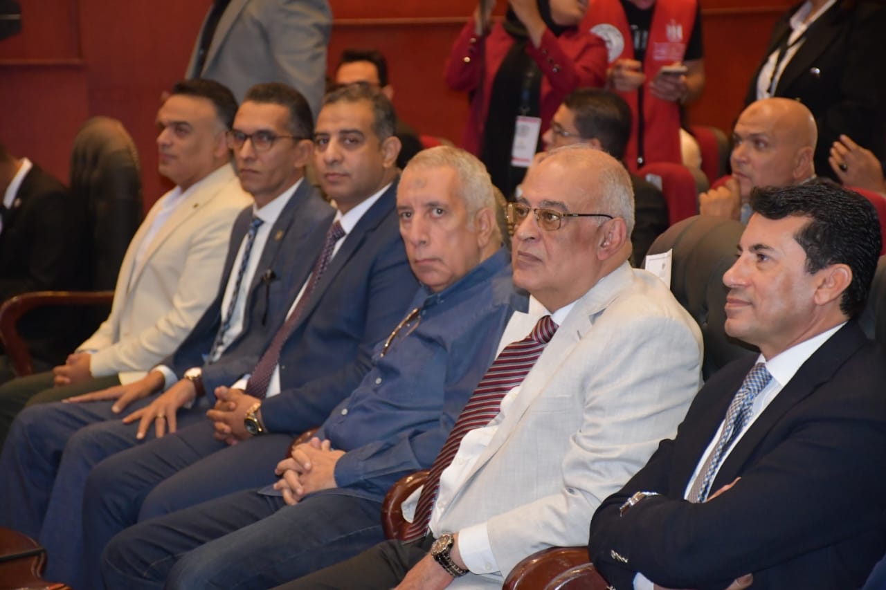 ٦ ميداليات عالمية.. وزارة الشباب والرياضة تستقبل أبطال رفع الأثقال بعد تألقهم في بطولة العالم بالنرويج