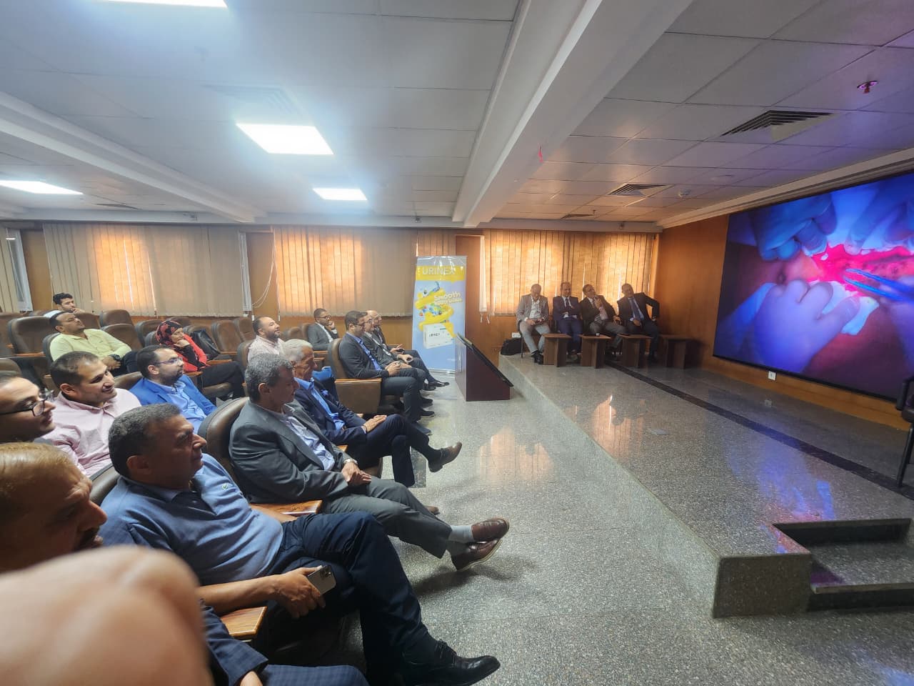 تيودور بلهارس ينظم ورشة عمل متخصصة بعنوان "استئصال المثانة الجذري"