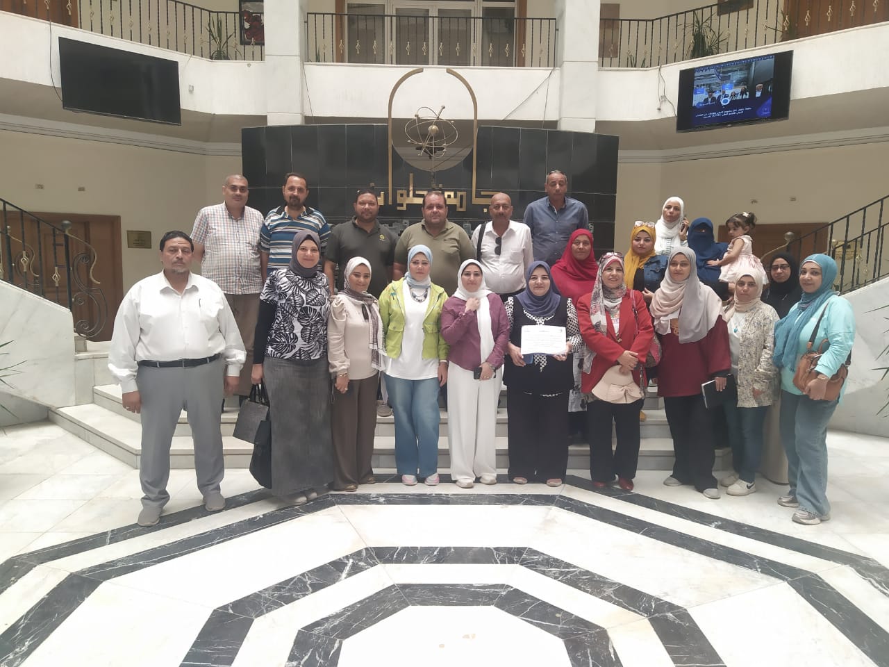 دورة تدريبية عن الاتصال الفعال ومهارات التواصل بجامعة حلوان